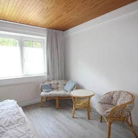 Апартаменты Haus Wattwurm - Watt 1 *